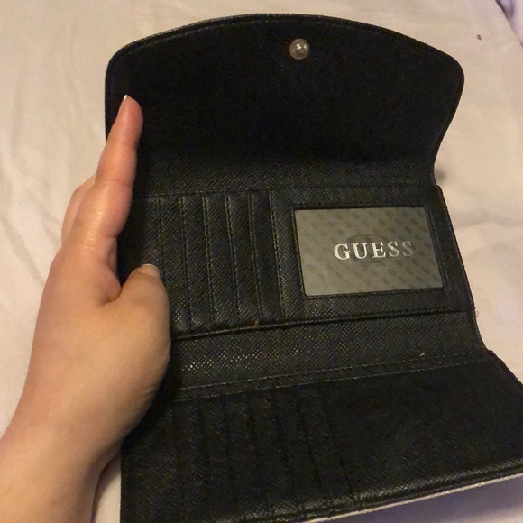 Wallet - Picture 3 of 6